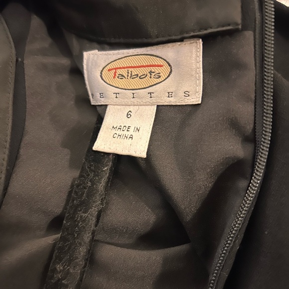 Talbots Black Sleeveless Dress with Removable Jeweled Collar Size 6 Petite - Picture 4 of 6